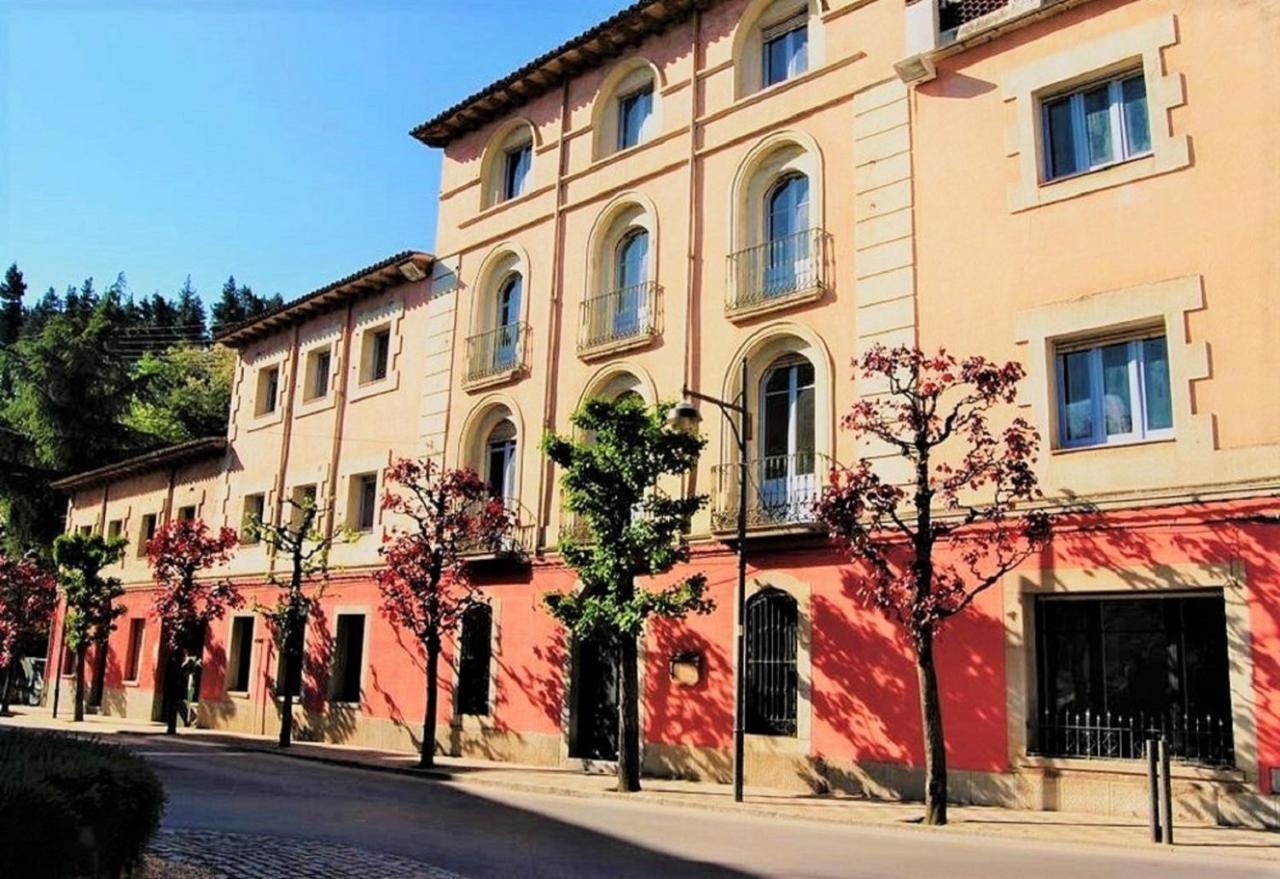Hostal Montsoliu Arbúcies Extérieur photo