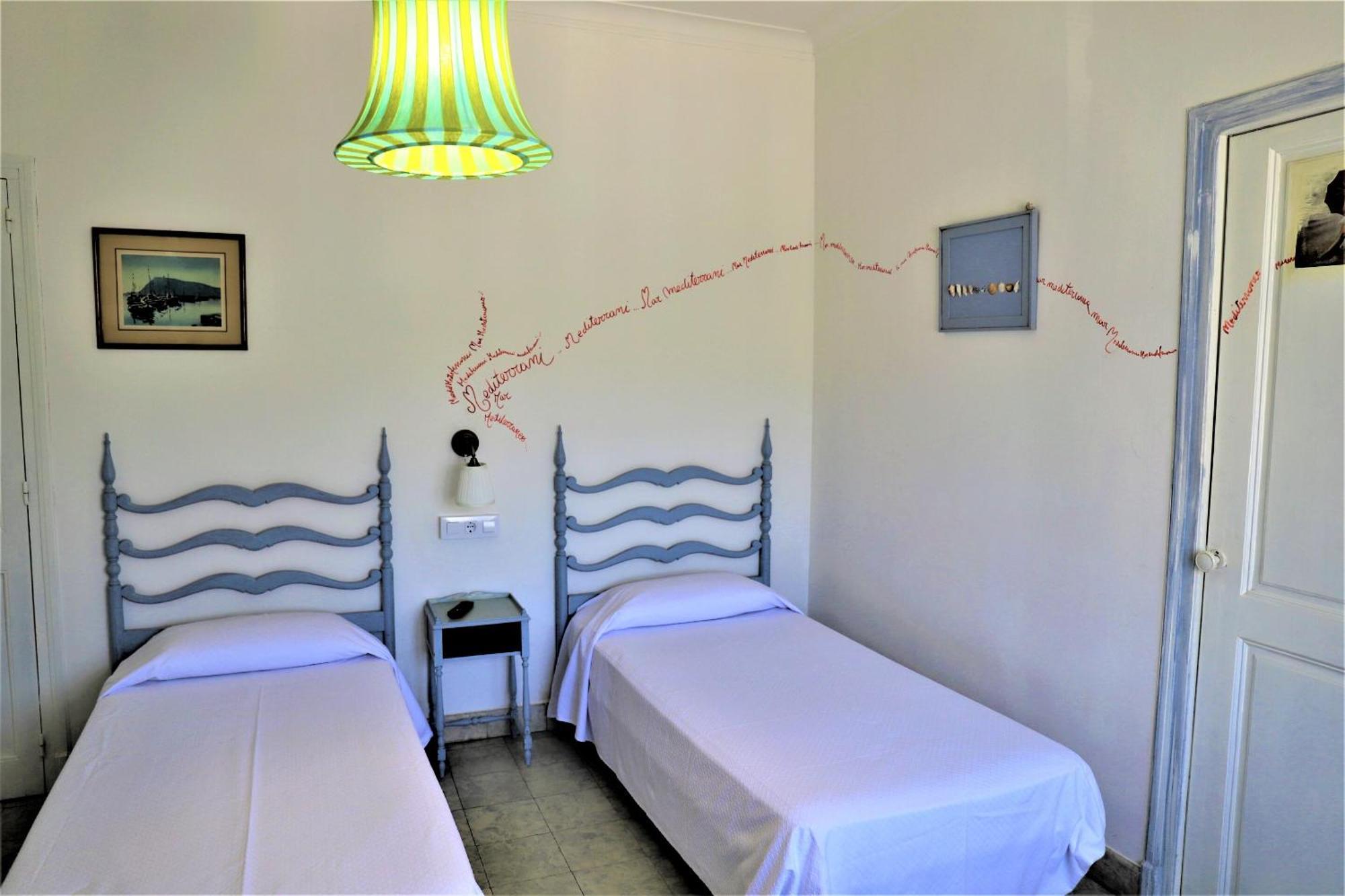 Hostal Montsoliu Arbúcies Chambre photo