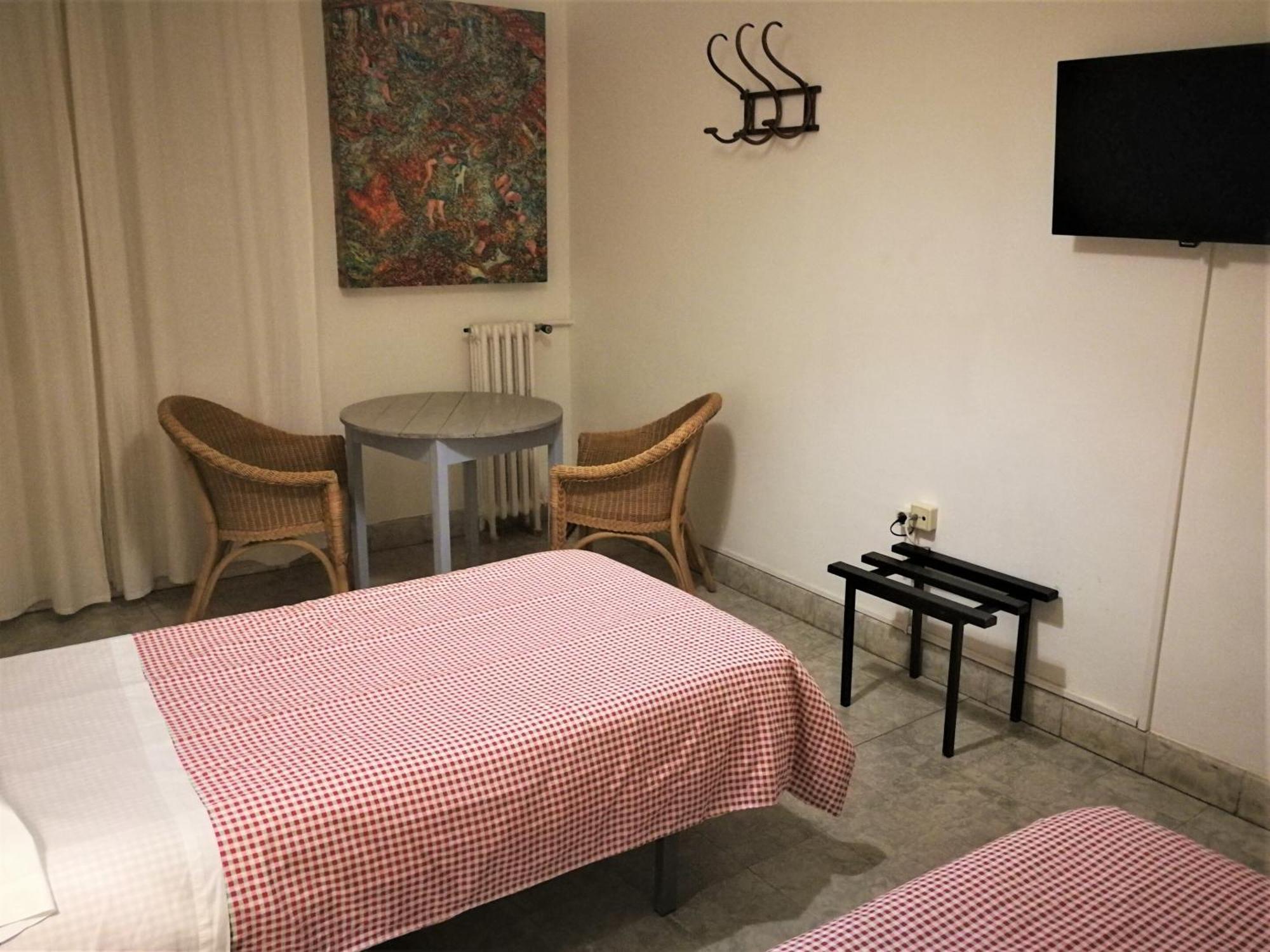 Hostal Montsoliu Arbúcies Chambre photo