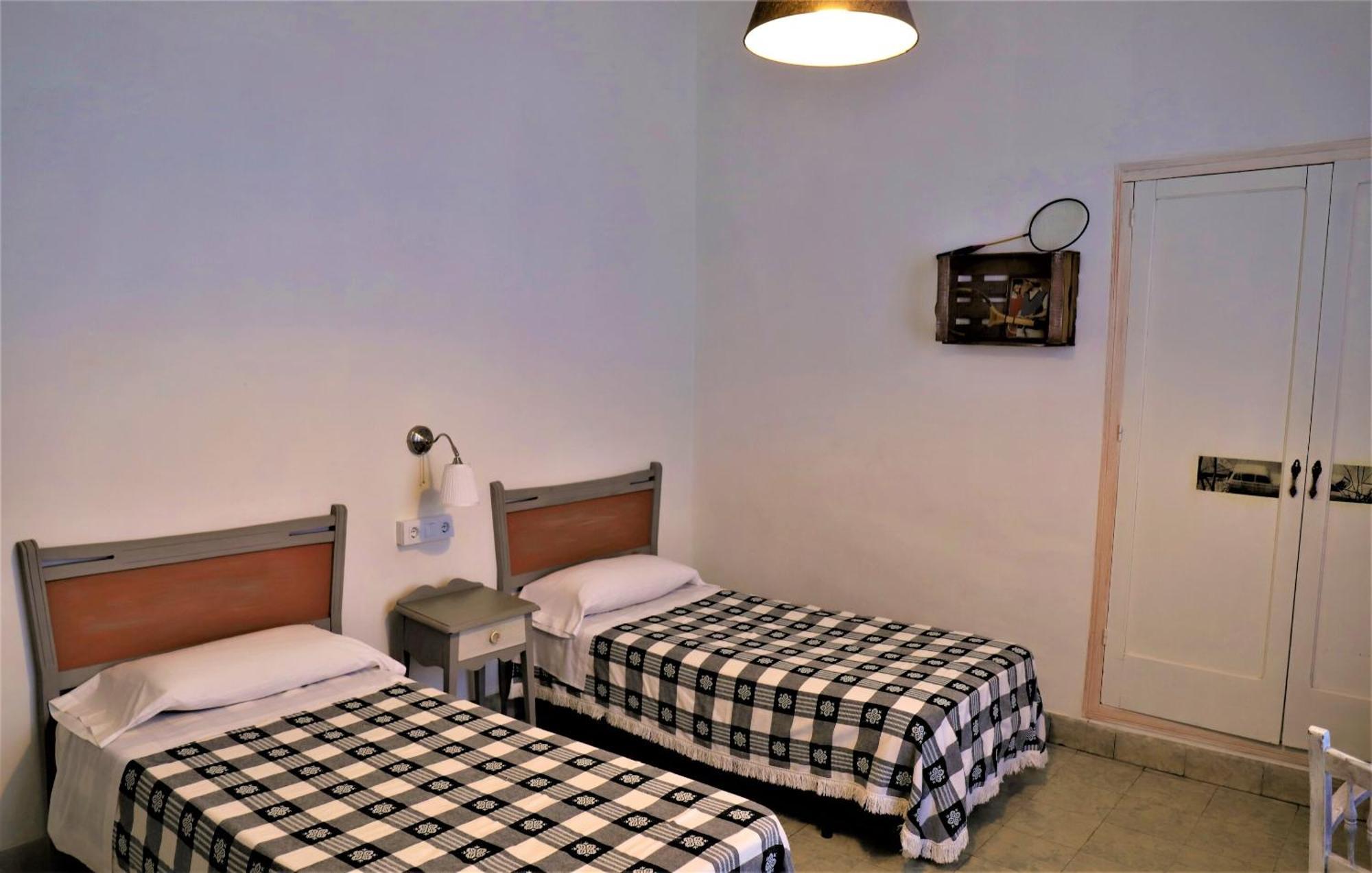 Hostal Montsoliu Arbúcies Chambre photo