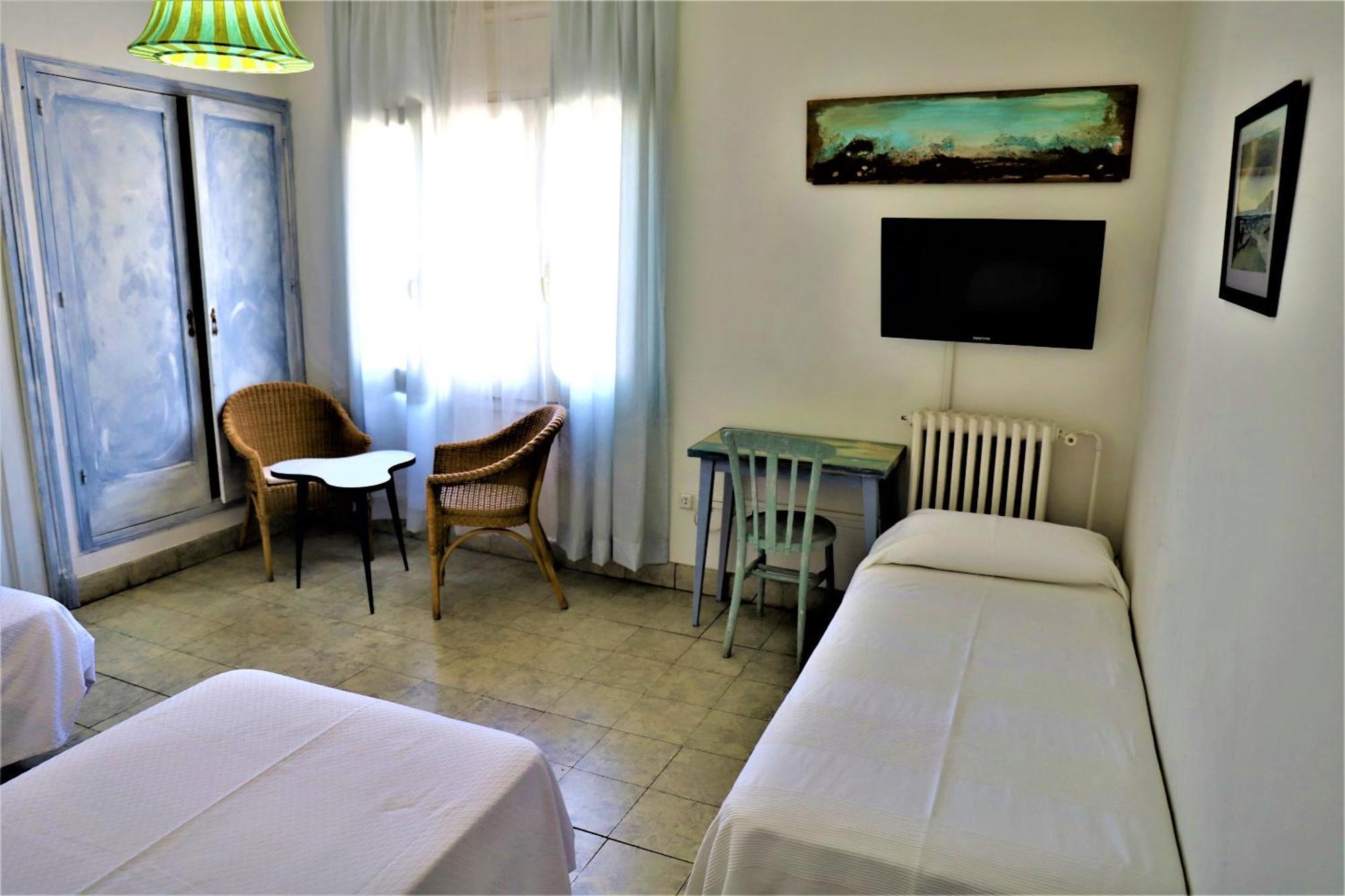 Hostal Montsoliu Arbúcies Chambre photo