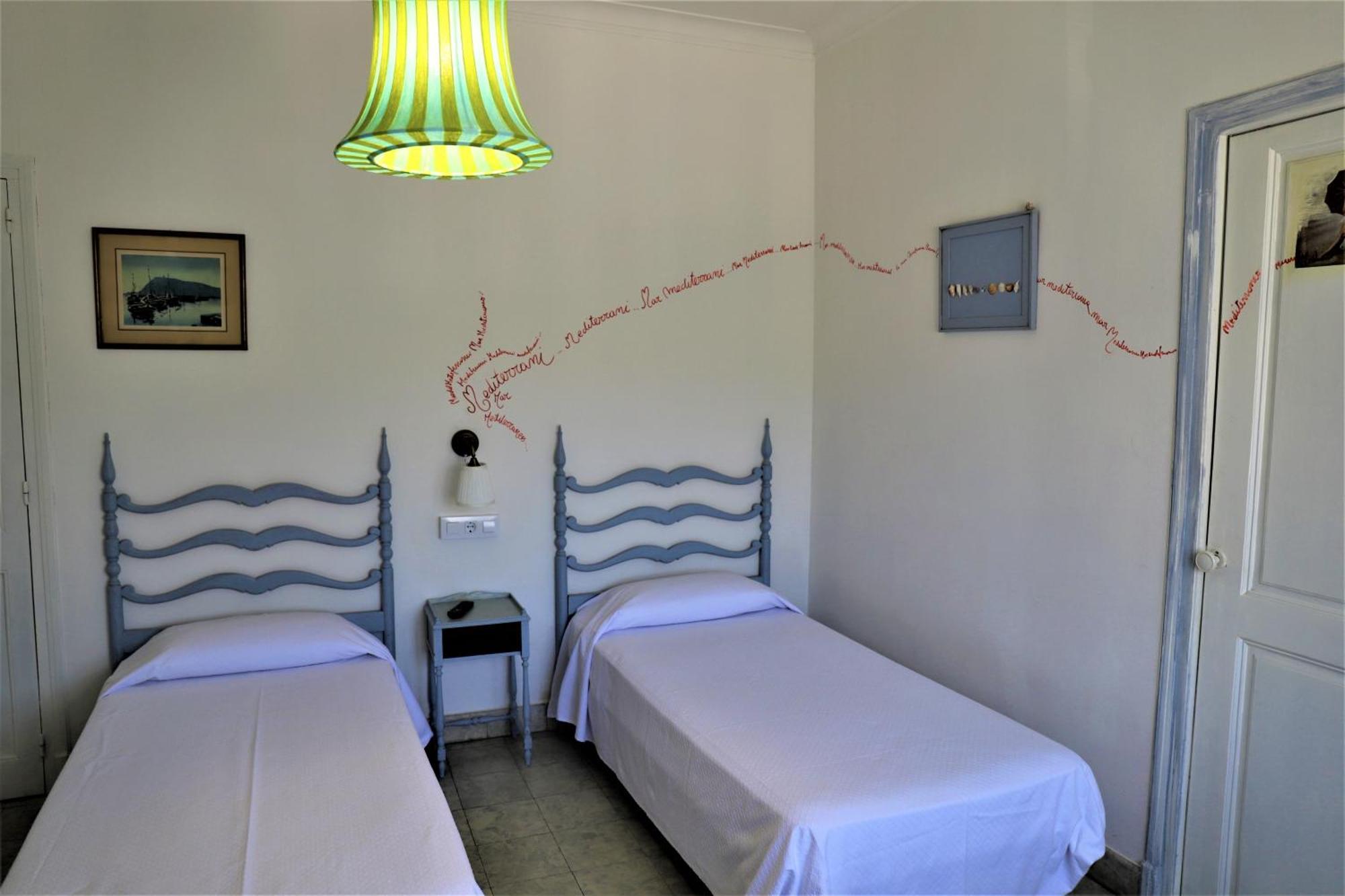 Hostal Montsoliu Arbúcies Chambre photo