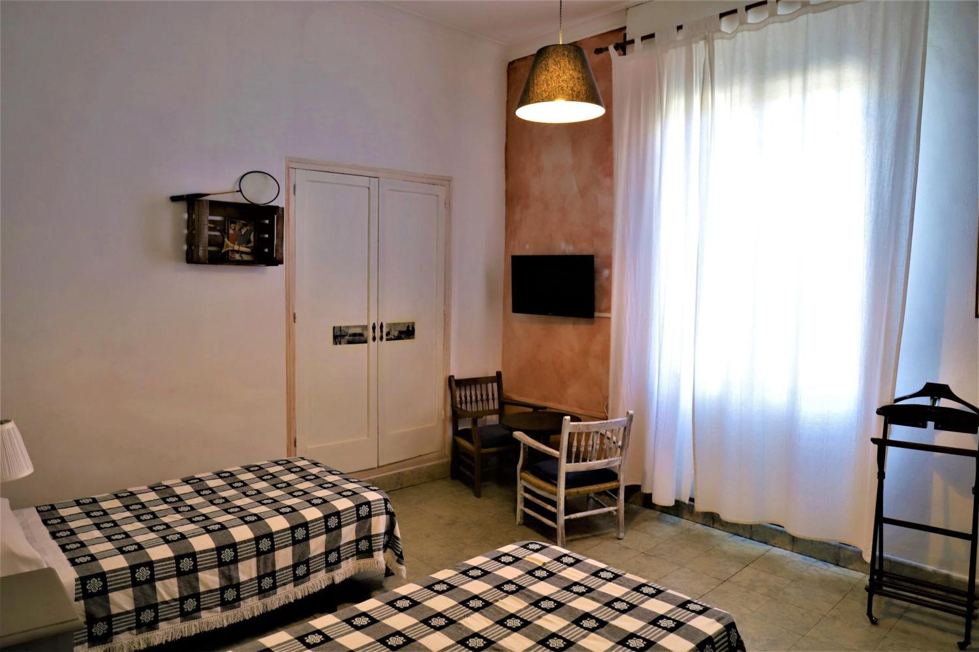 Hostal Montsoliu Arbúcies Chambre photo