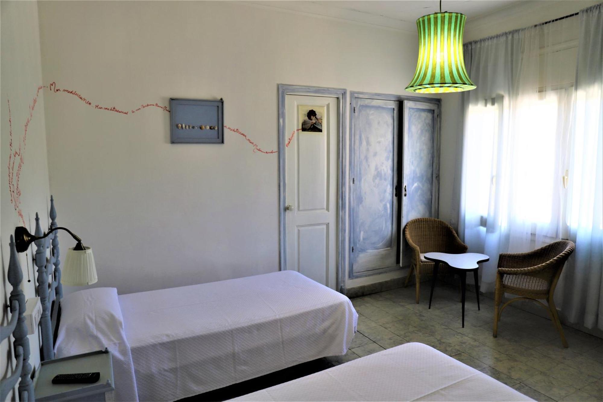 Hostal Montsoliu Arbúcies Chambre photo