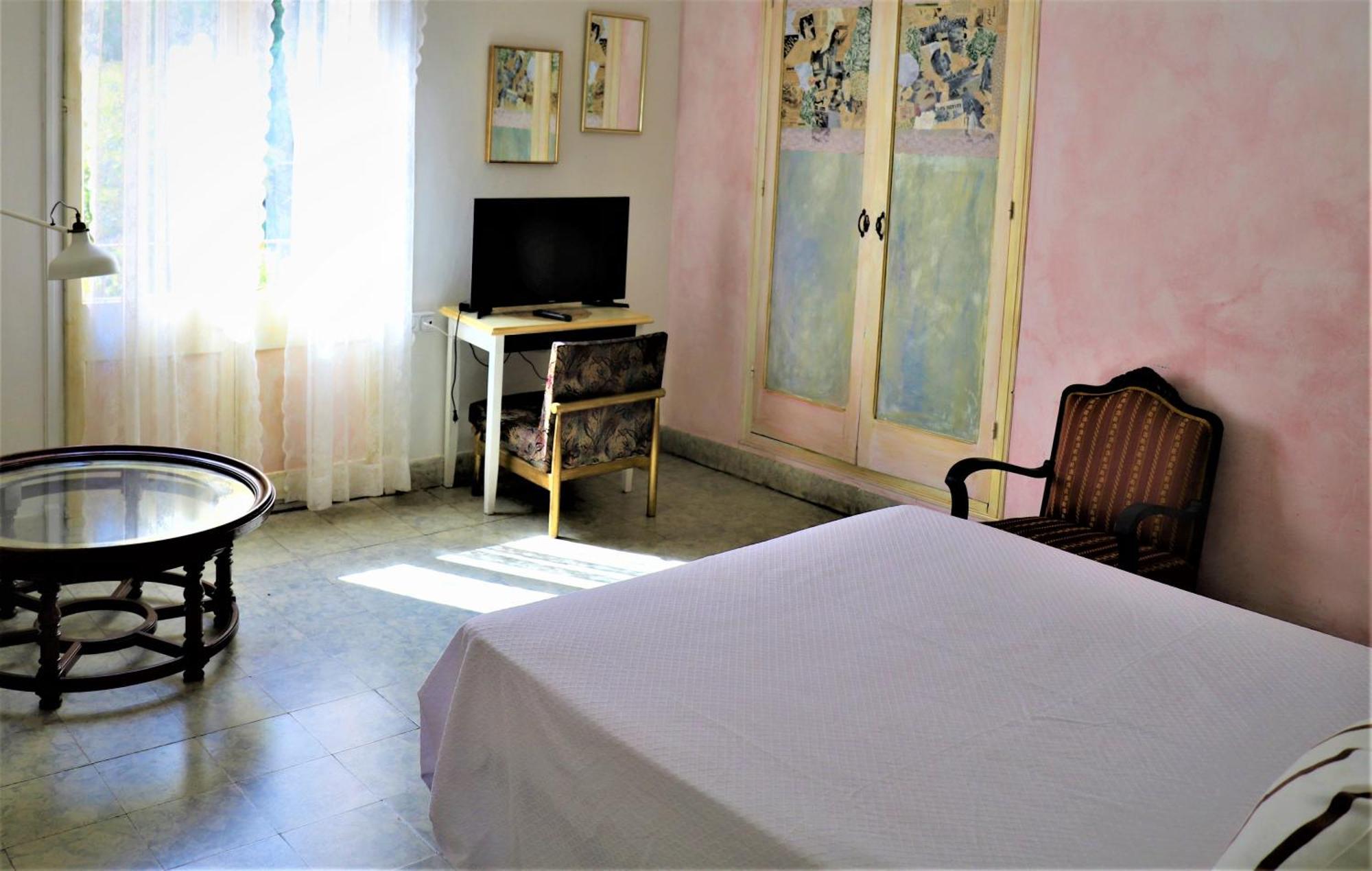 Hostal Montsoliu Arbúcies Chambre photo